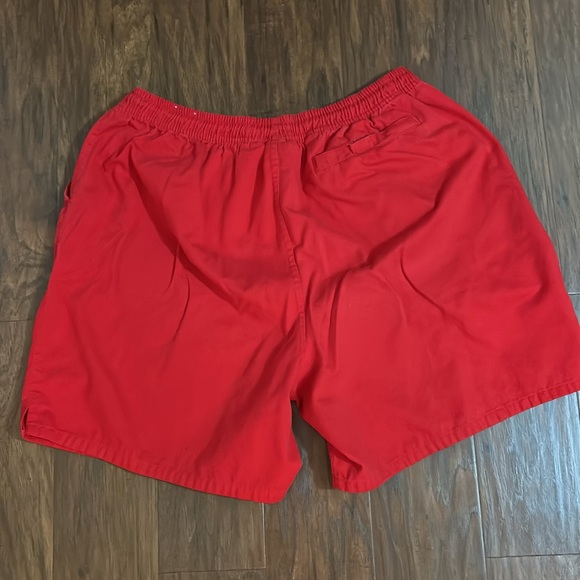 Vintage red shorts - Picture 2 of 3
